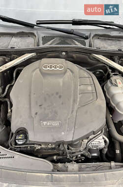 Седан Audi A4 2019 в 