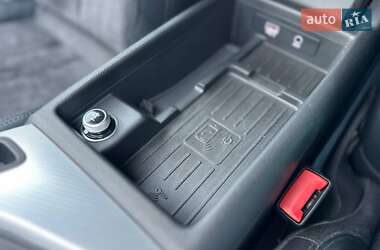 Универсал Audi A4 2018 в 