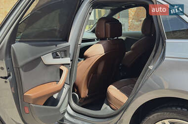 Седан Audi A4 2016 в 