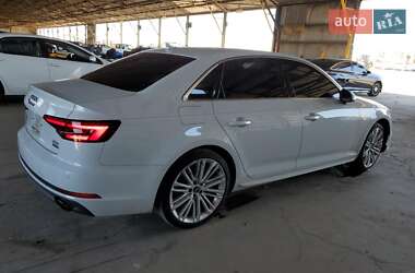 Седан Audi A4 2017 в 