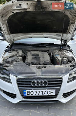 Седан Audi A4 2010 в 