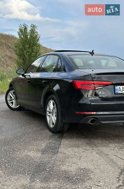 Седан Audi A4 2016 в 