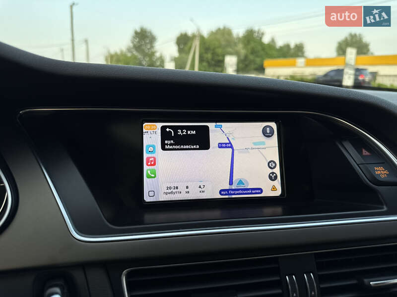 Седан Audi A4 2012 в Киеве
