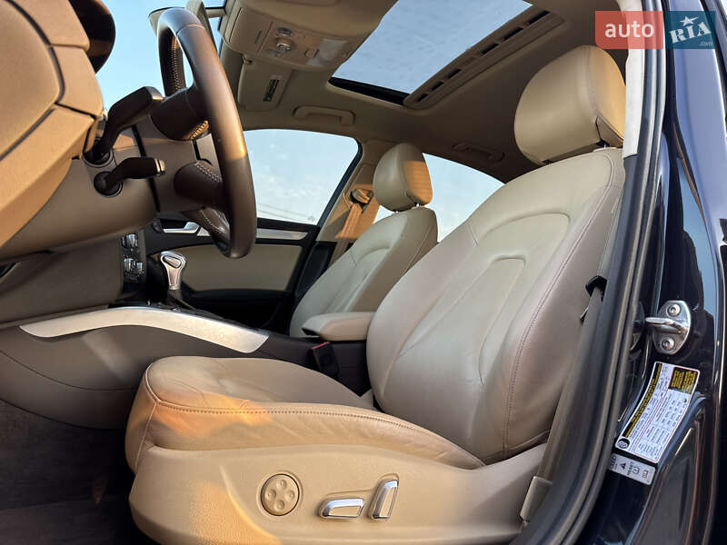 Седан Audi A4 2012 в Киеве