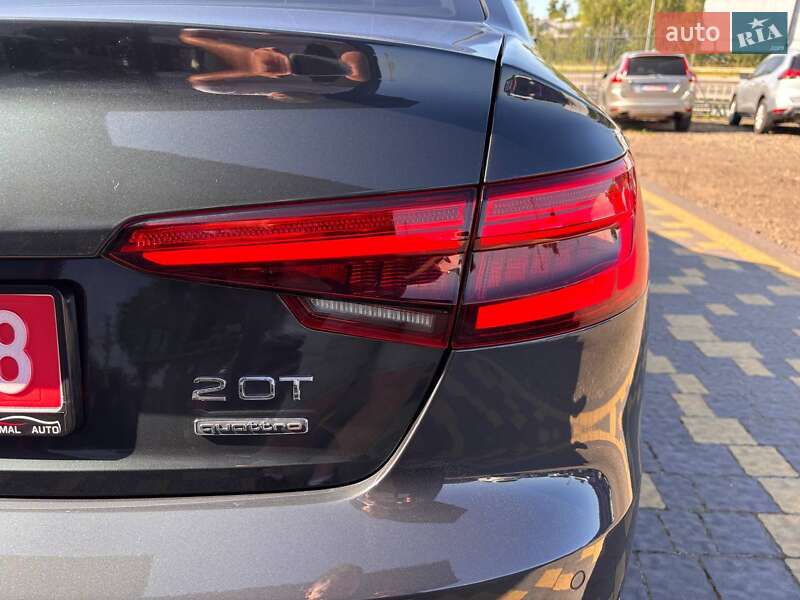 Седан Audi A4 2017 в Львове
