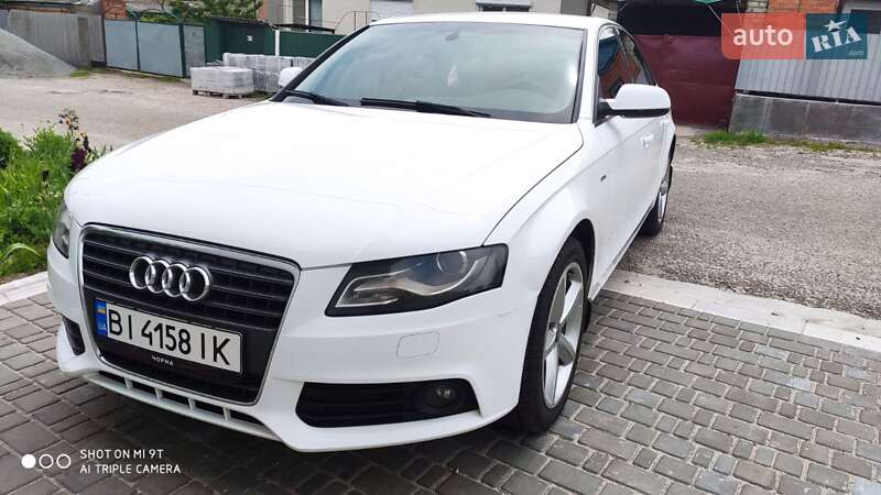 Седан Audi A4 2010 в Краснограде