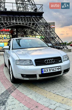 Седан Audi A4 2004 в 