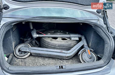 Седан Audi A4 2004 в 