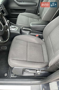 Седан Audi A4 2005 в 