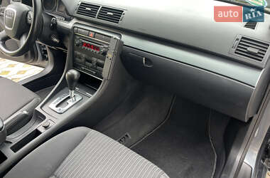 Седан Audi A4 2005 в 