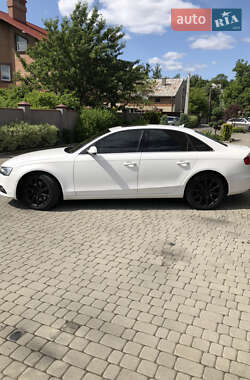 Седан Audi A4 2012 в 