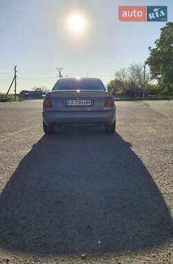 Седан Audi A4 1996 в Николаеве
