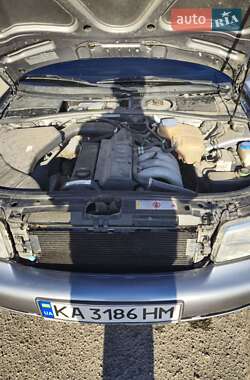 Седан Audi A4 1996 в Николаеве