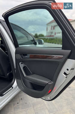 Седан Audi A4 2013 в 