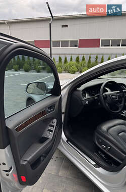 Седан Audi A4 2013 в 