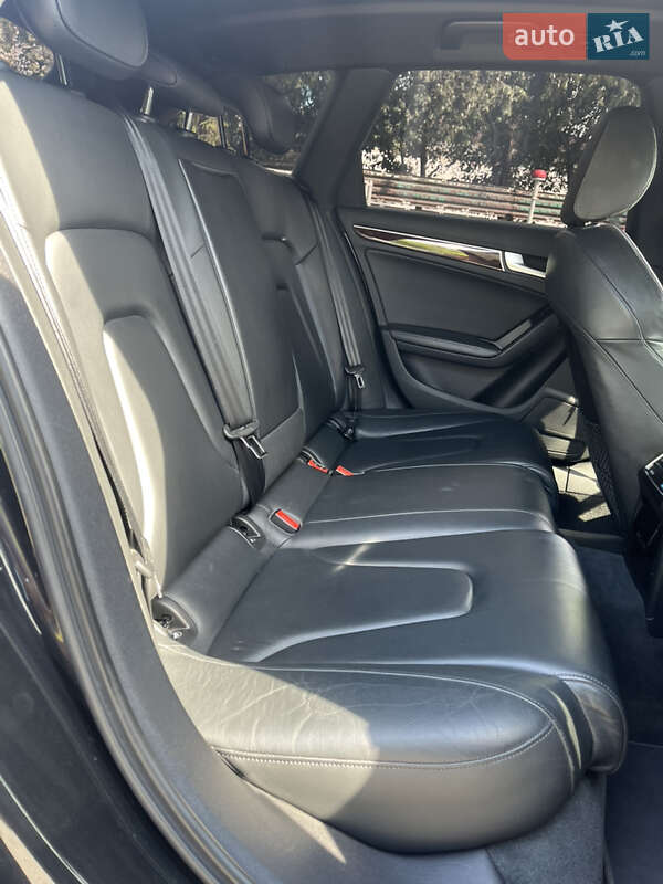 Универсал Audi A4 2011 в Владимире