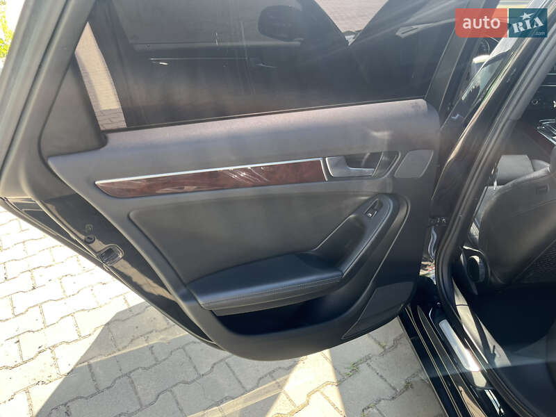 Универсал Audi A4 2011 в Владимире