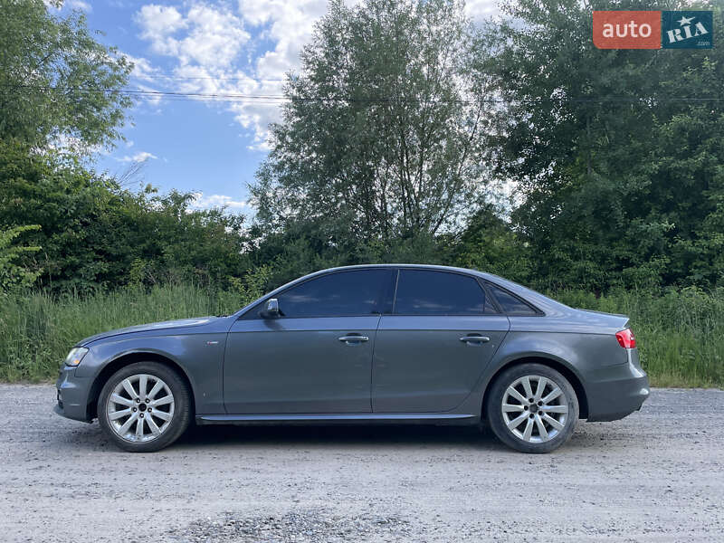 Седан Audi A4 2015 в Яворові