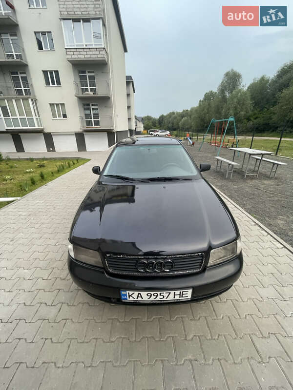 Универсал Audi A4 1998 в Хмельницком