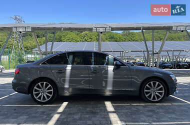 Седан Audi A4 2013 в 