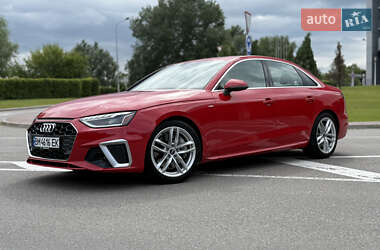 Седан Audi A4 2023 в 