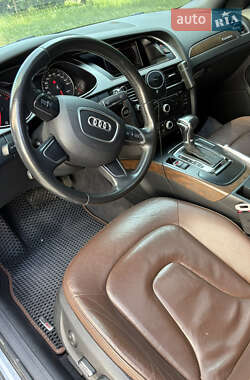 Седан Audi A4 2012 в 