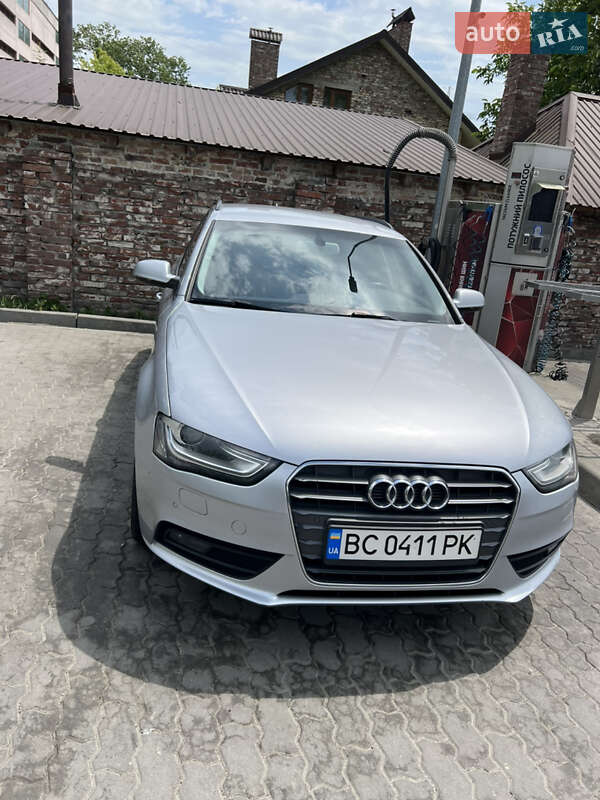 Audi A4 2014