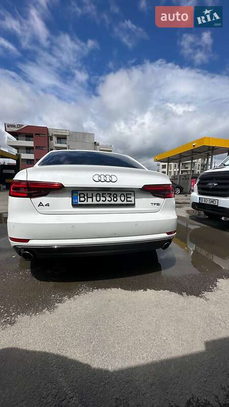 Седан Audi A4 2016 в Одессе