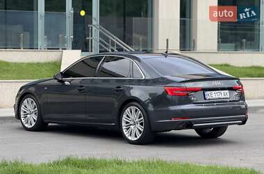 Седан Audi A4 2017 в 