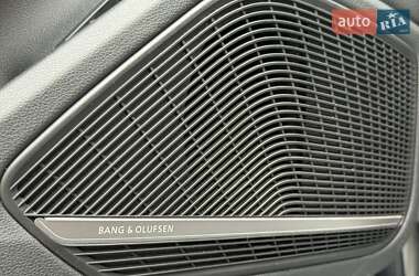 Седан Audi A4 2017 в 