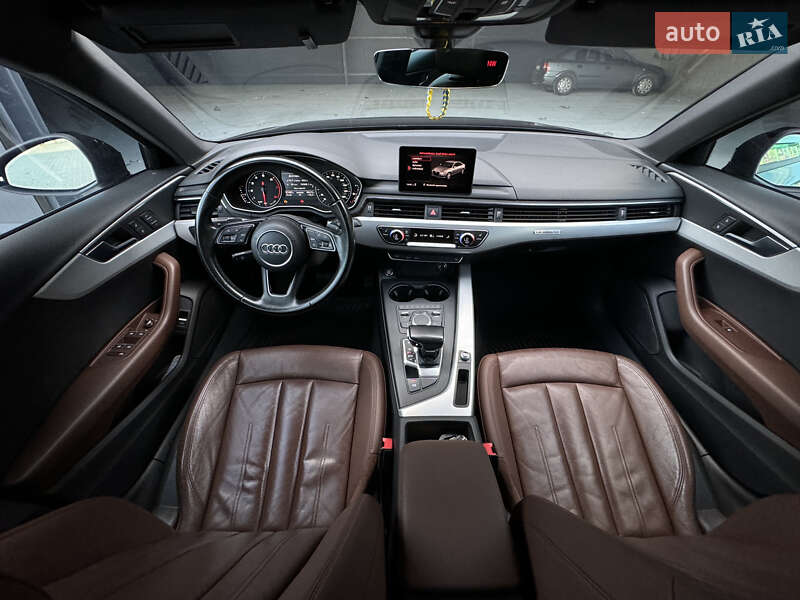 Седан Audi A4 2016 в Новоукраинке
