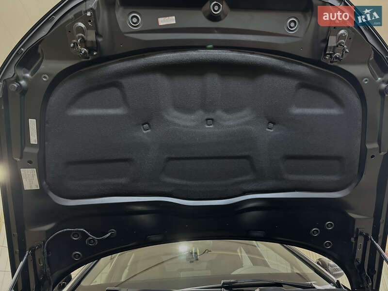 Седан Audi A4 2016 в Новоукраинке