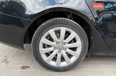 Седан Audi A4 2012 в 