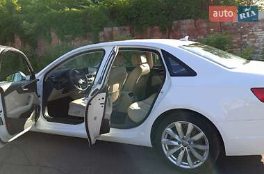 Седан Audi A4 2016 в 