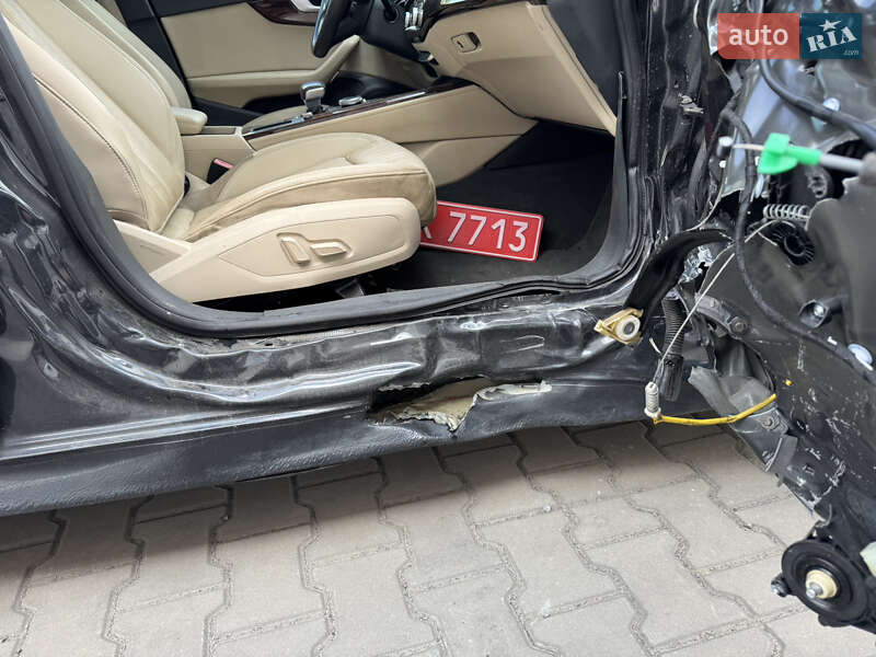 Седан Audi A4 2018 в Луцке