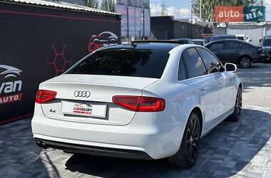Седан Audi A4 2012 в 