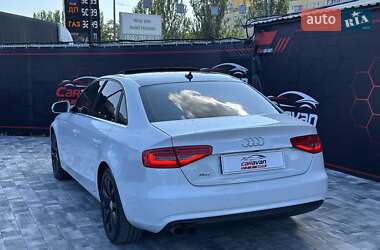 Седан Audi A4 2012 в 