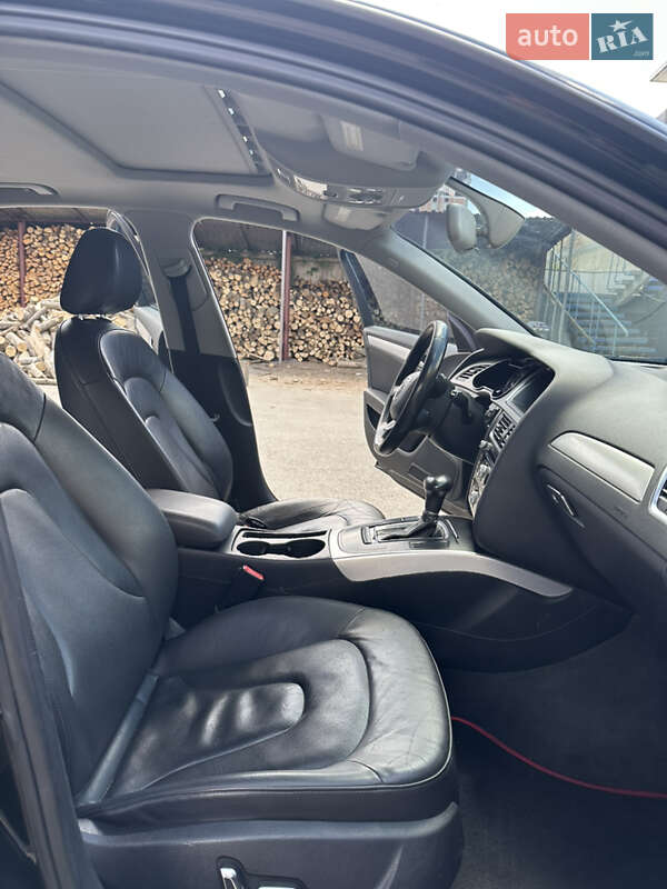 Седан Audi A4 2013 в Киеве