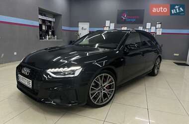 Универсал Audi A4 2021 в Ужгороде