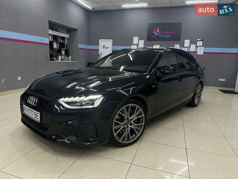 Универсал Audi A4 2021 в Ужгороде
