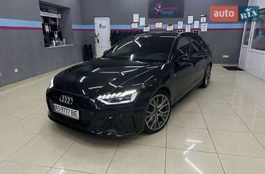 Универсал Audi A4 2021 в Ужгороде