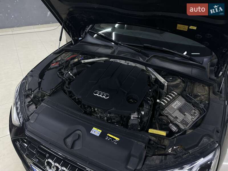 Универсал Audi A4 2021 в Ужгороде
