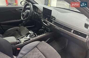 Универсал Audi A4 2021 в Ужгороде