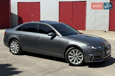 Седан Audi A4 2016 в 