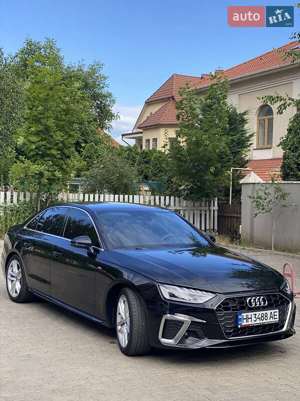 Audi A4 2023