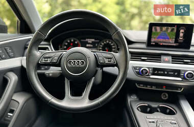 Седан Audi A4 2016 в 