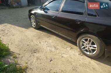 Седан Audi A4 1995 в 