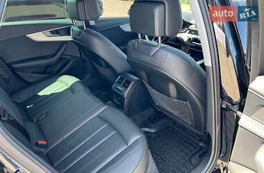 Седан Audi A4 2017 в 