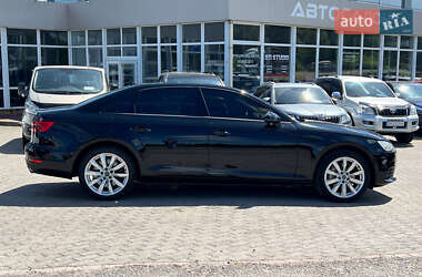 Седан Audi A4 2017 в 