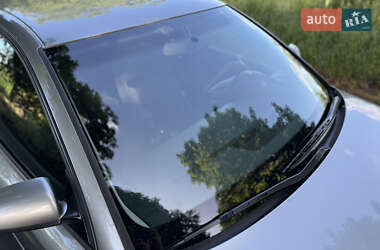 Седан Audi A4 2001 в 